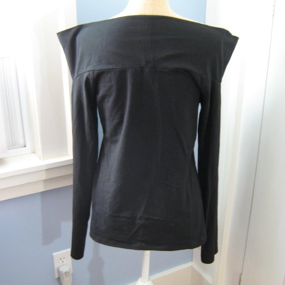 Black J Crew off shoulder Top - Picture 2 of 4